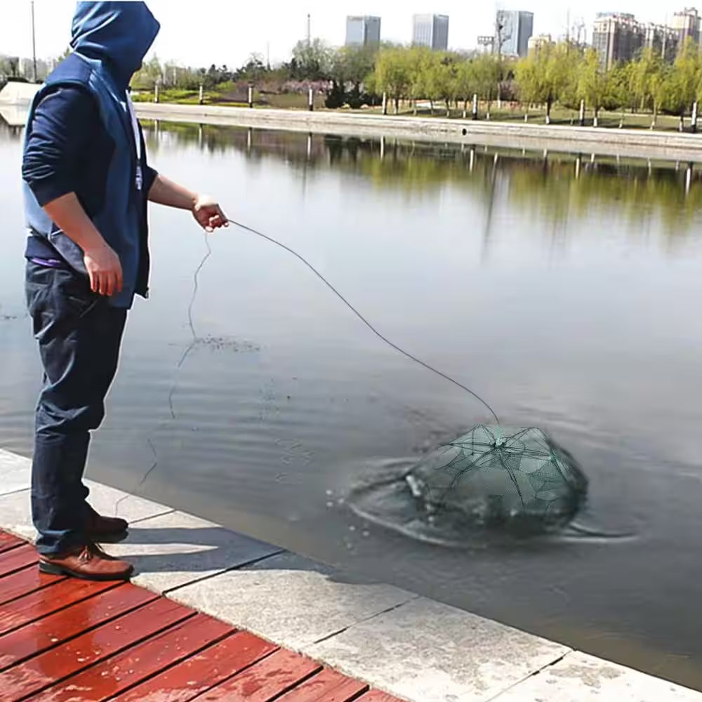 Portable Folded Fishing Bait Trap Net in Green